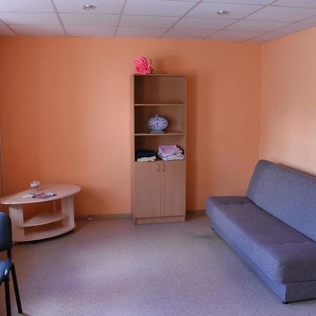 Ukstina Ielas Apartamenti Liepāja Esterno foto