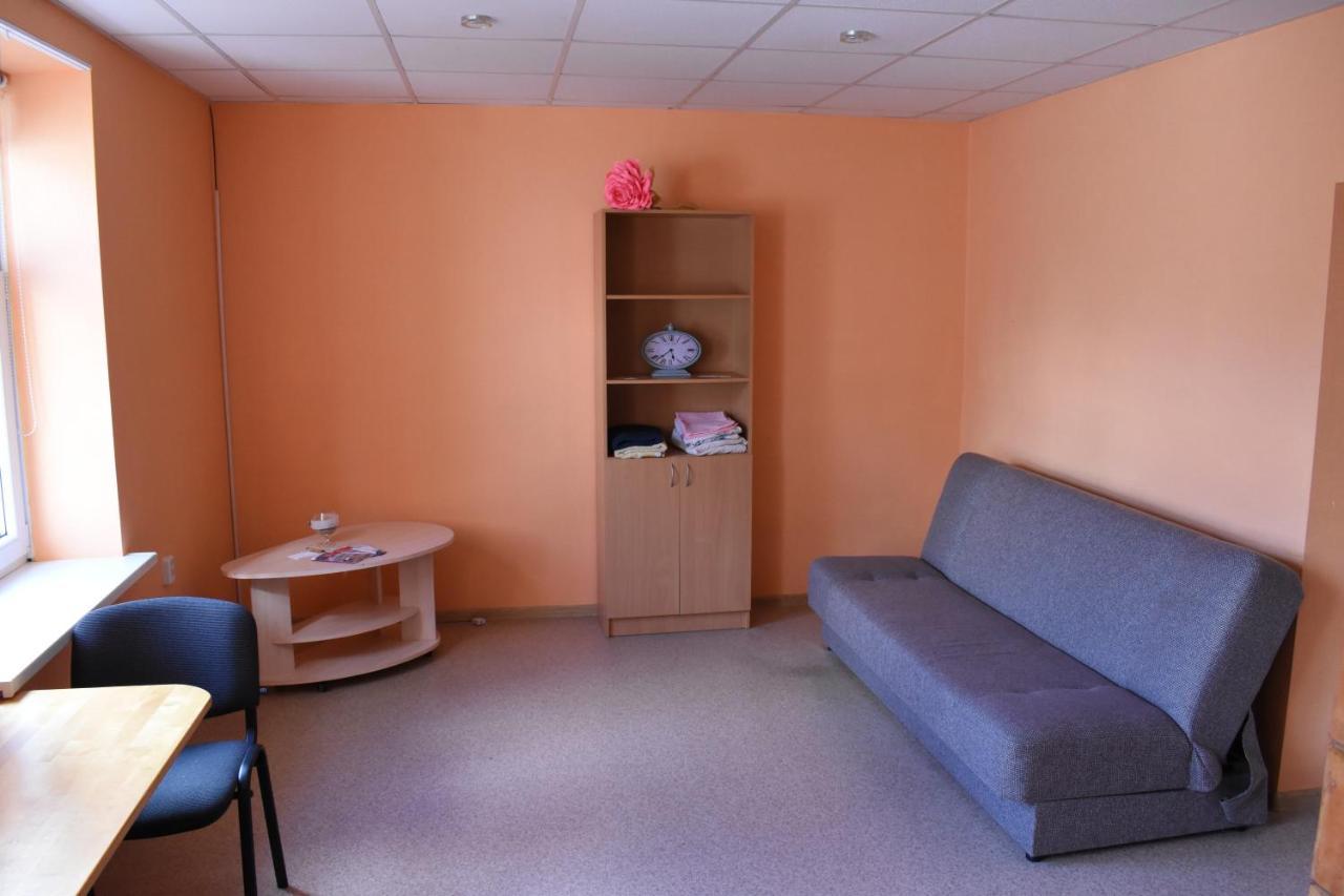 Ukstina Ielas Apartamenti Liepāja Esterno foto
